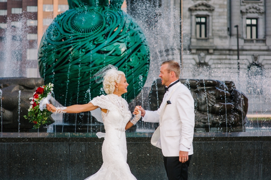 downtown cleveland wedding portraits