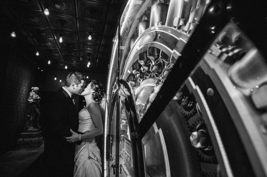 Metropolitan at the 9 wedding