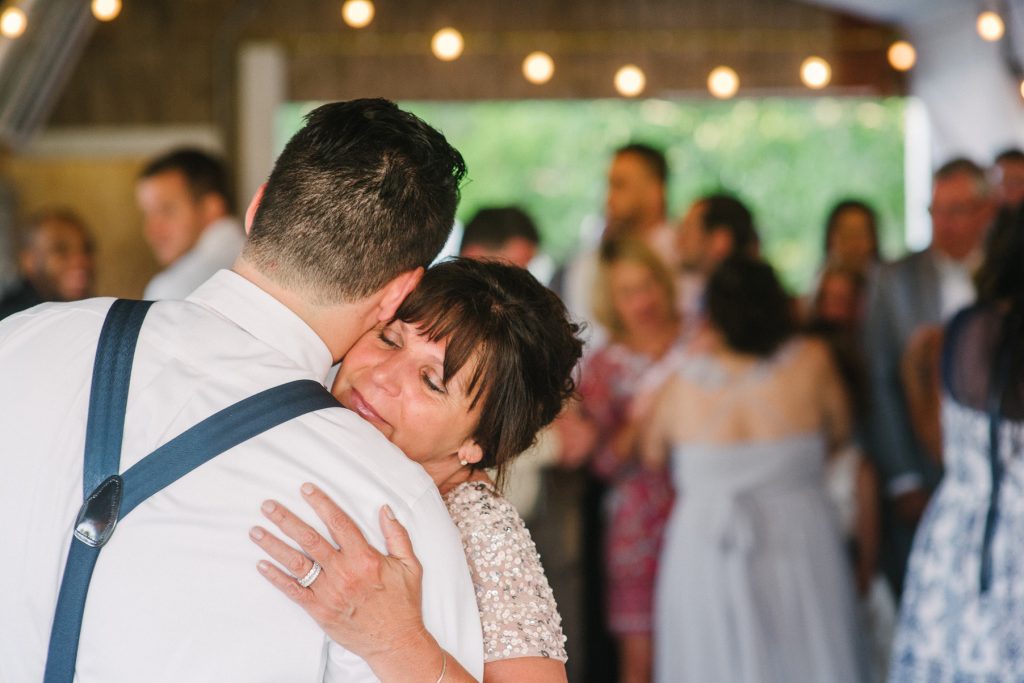 kelly's island wedding