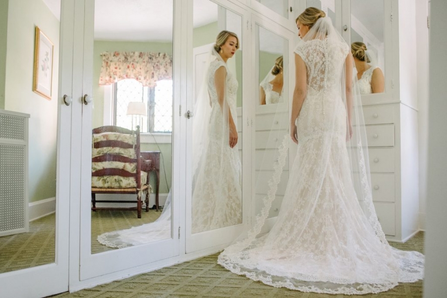 Cleveland Wedding Photographer